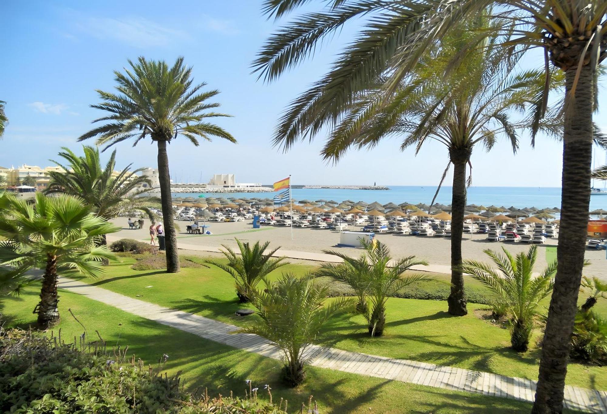 Next To Puerto Marina And The Beach Benalmádena Extérieur photo